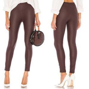 𝅺NWT Plush Fleece Lined Liquid Faux Leather Legging High Rise